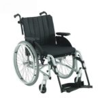 kreslo-kolyaska-aktivnaya-invacare-rea-xlt-swing-2-1000x1000